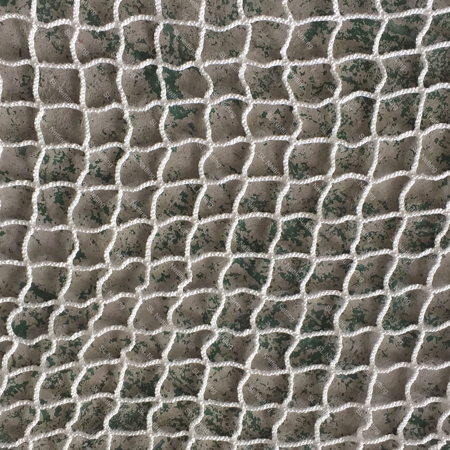 White 1＂ Mesh Polyester Net